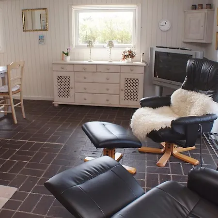 Three-bedroom Holiday Marthinesvej 04 * Gronhoj (Nordjylland)